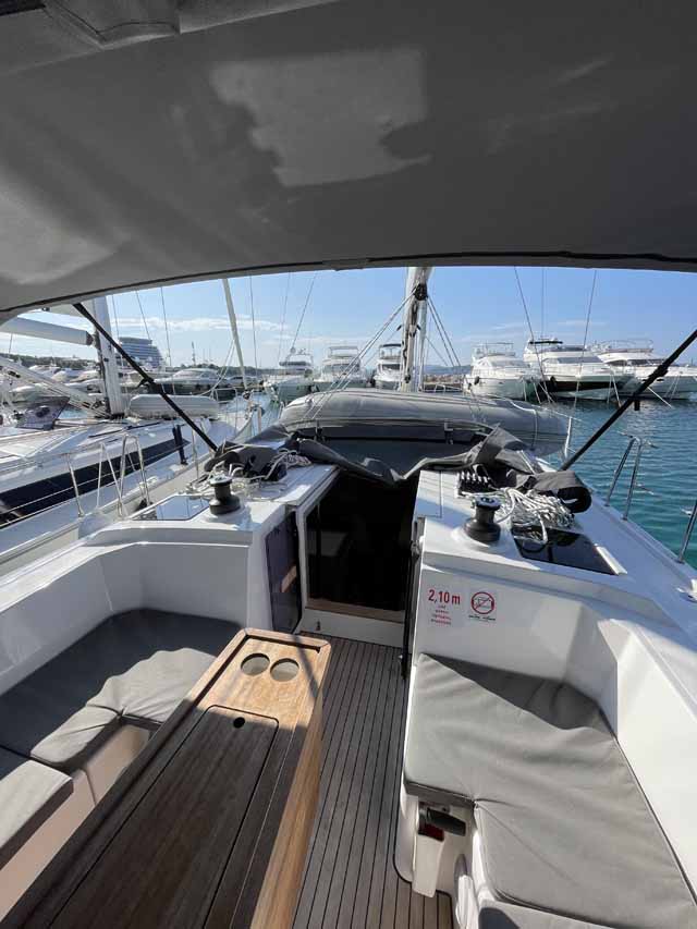 Bavaria C38 — photo 9