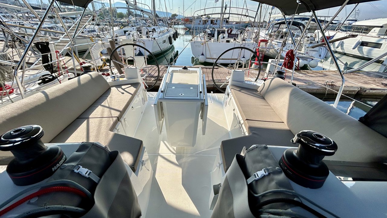 Oceanis 40.1 — photo 5