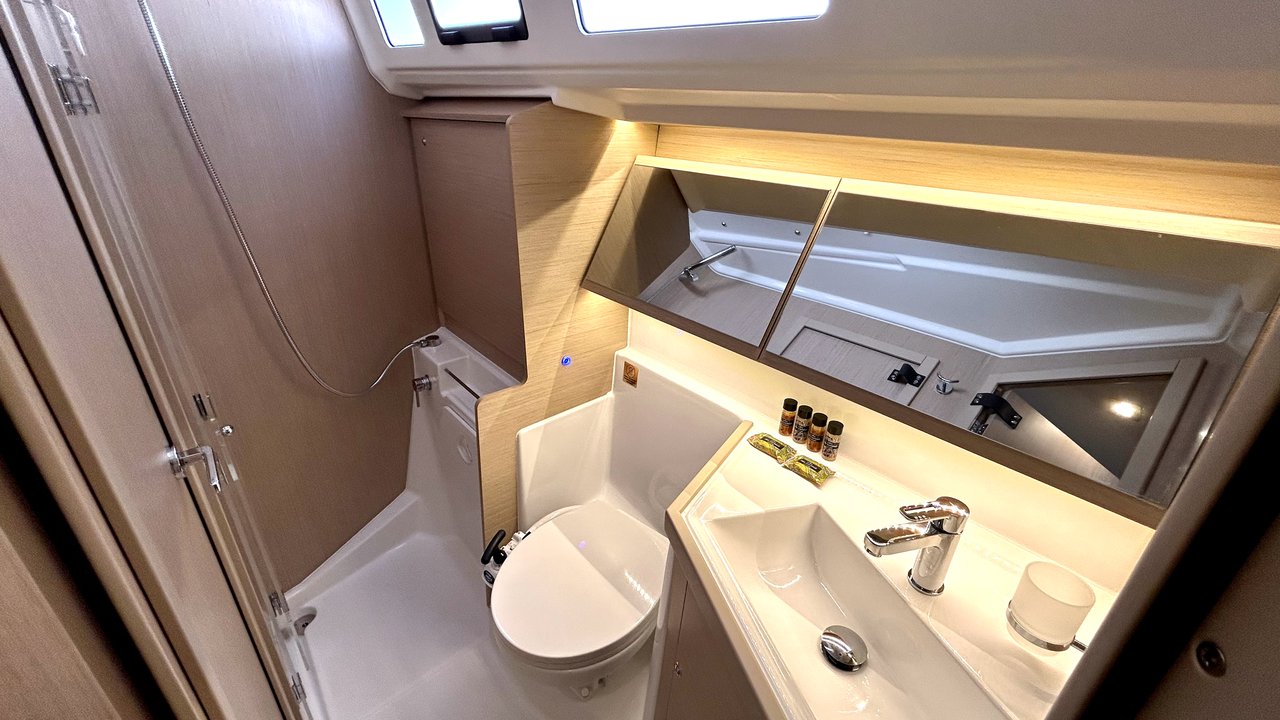 Oceanis 40.1 — photo 18