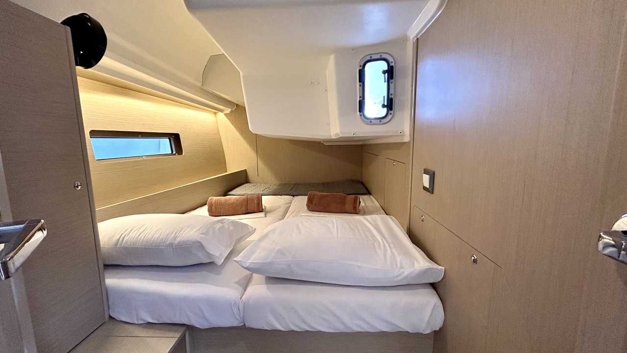 Oceanis 40.1 — photo 19