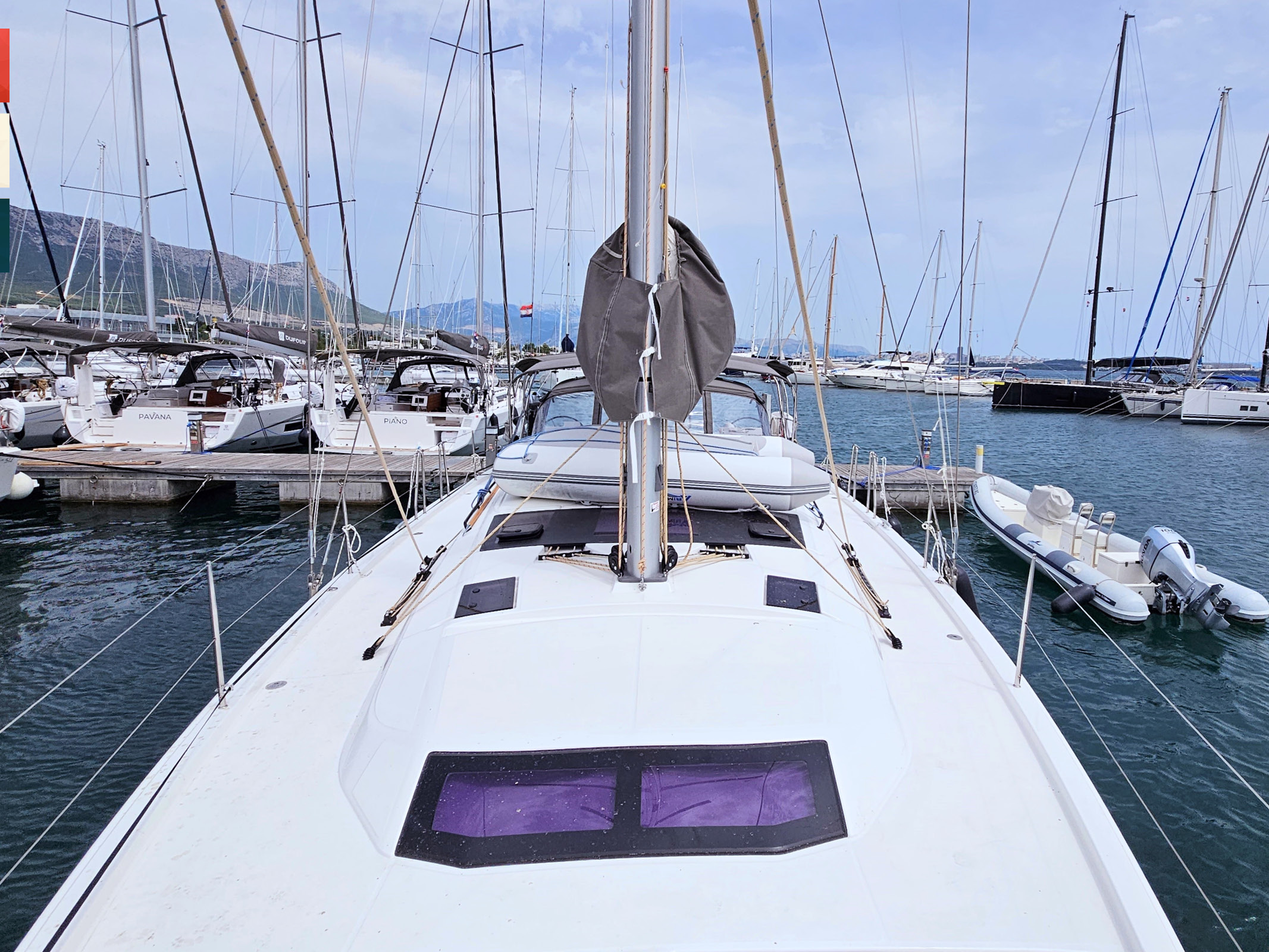 Dufour 470 - 4 cab. — photo 37