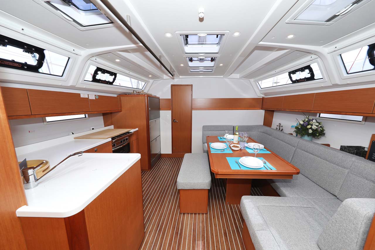 Bavaria Cruiser 46 Style - 4 cab. — photo 11