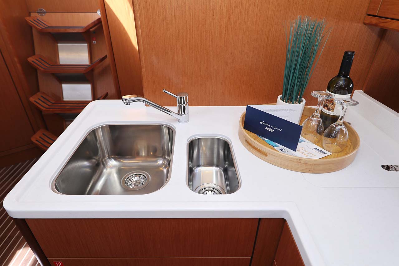 Bavaria Cruiser 46 Style - 4 cab. — photo 18