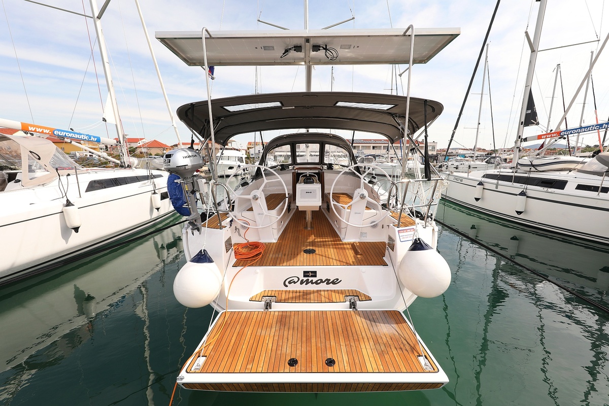 Bavaria Cruiser 37 - 3 cab. — photo 20