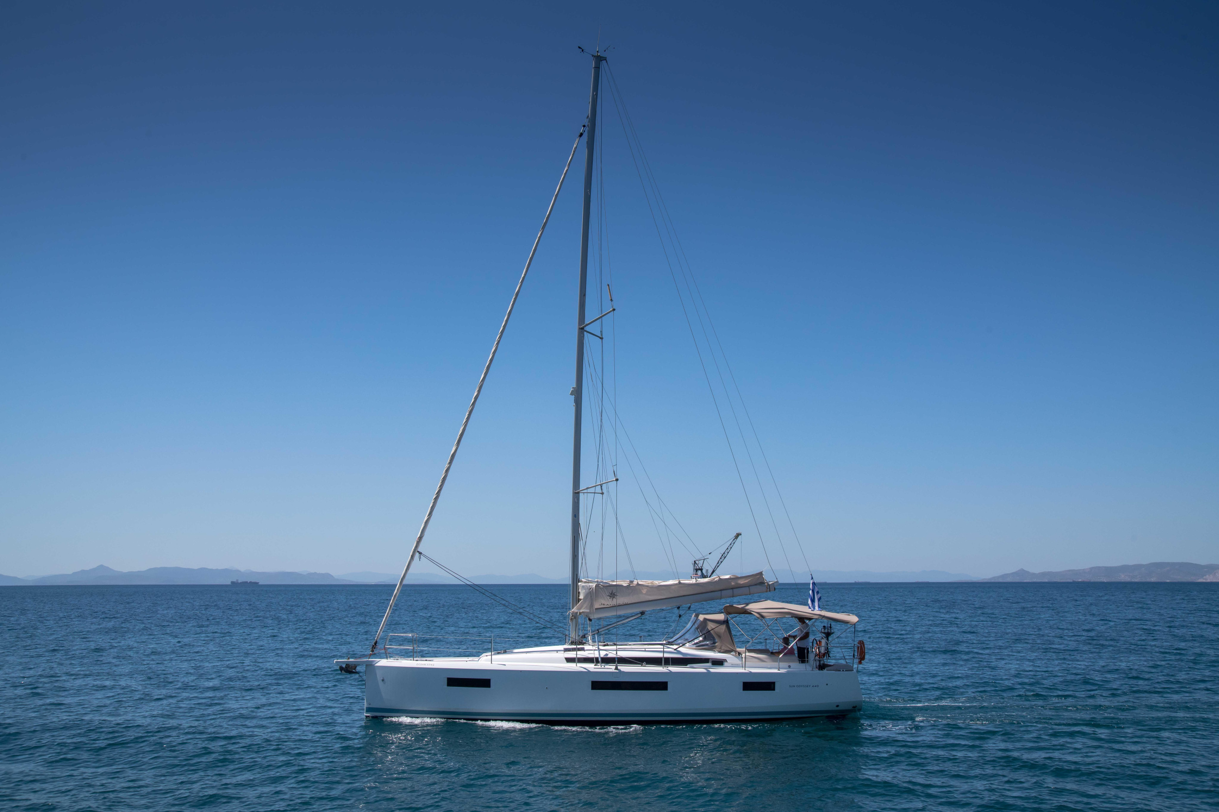 Sun Odyssey 440 - 4 cab. — photo 3