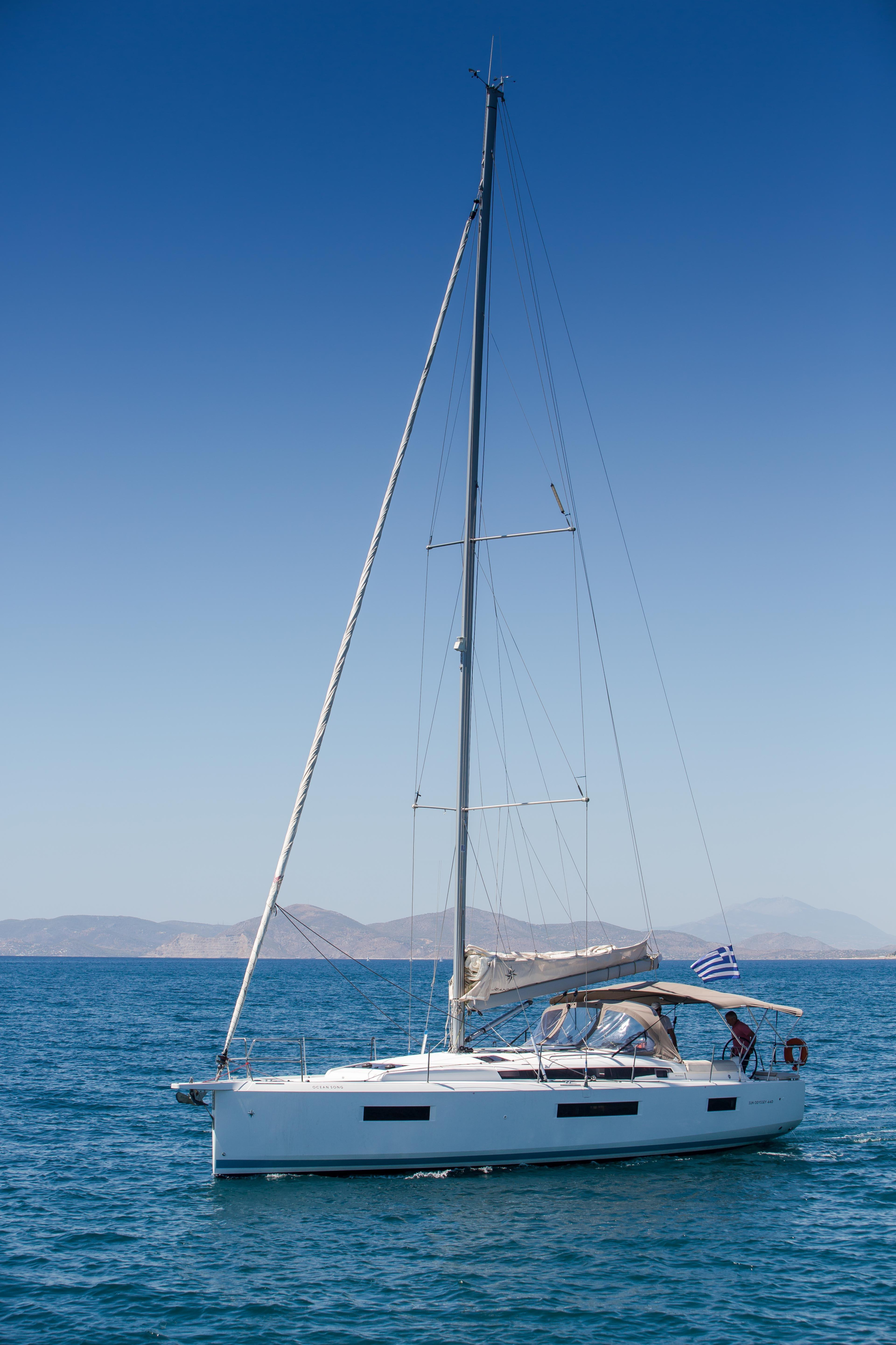 Sun Odyssey 440 - 4 cab. — photo 5