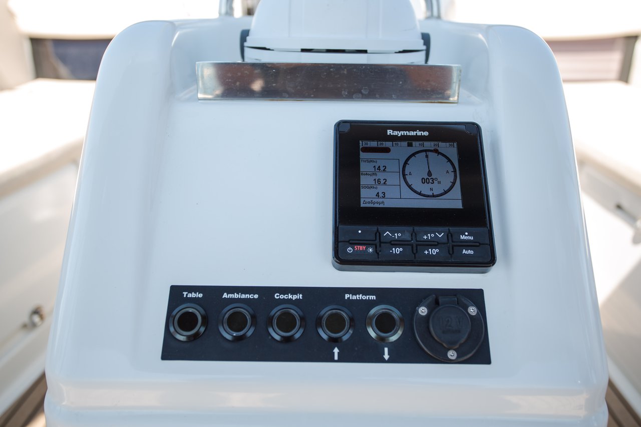 Sun Odyssey 440 - 4 cab. — photo 13