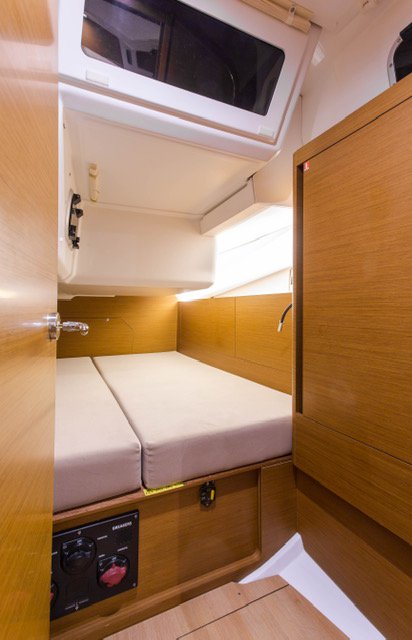 Sun Odyssey 440 - 4 cab. — photo 24