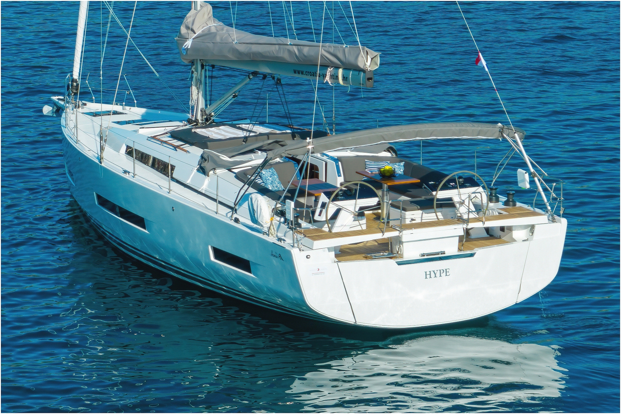 Hanse 510 - 5 + 1 cab. — photo 4