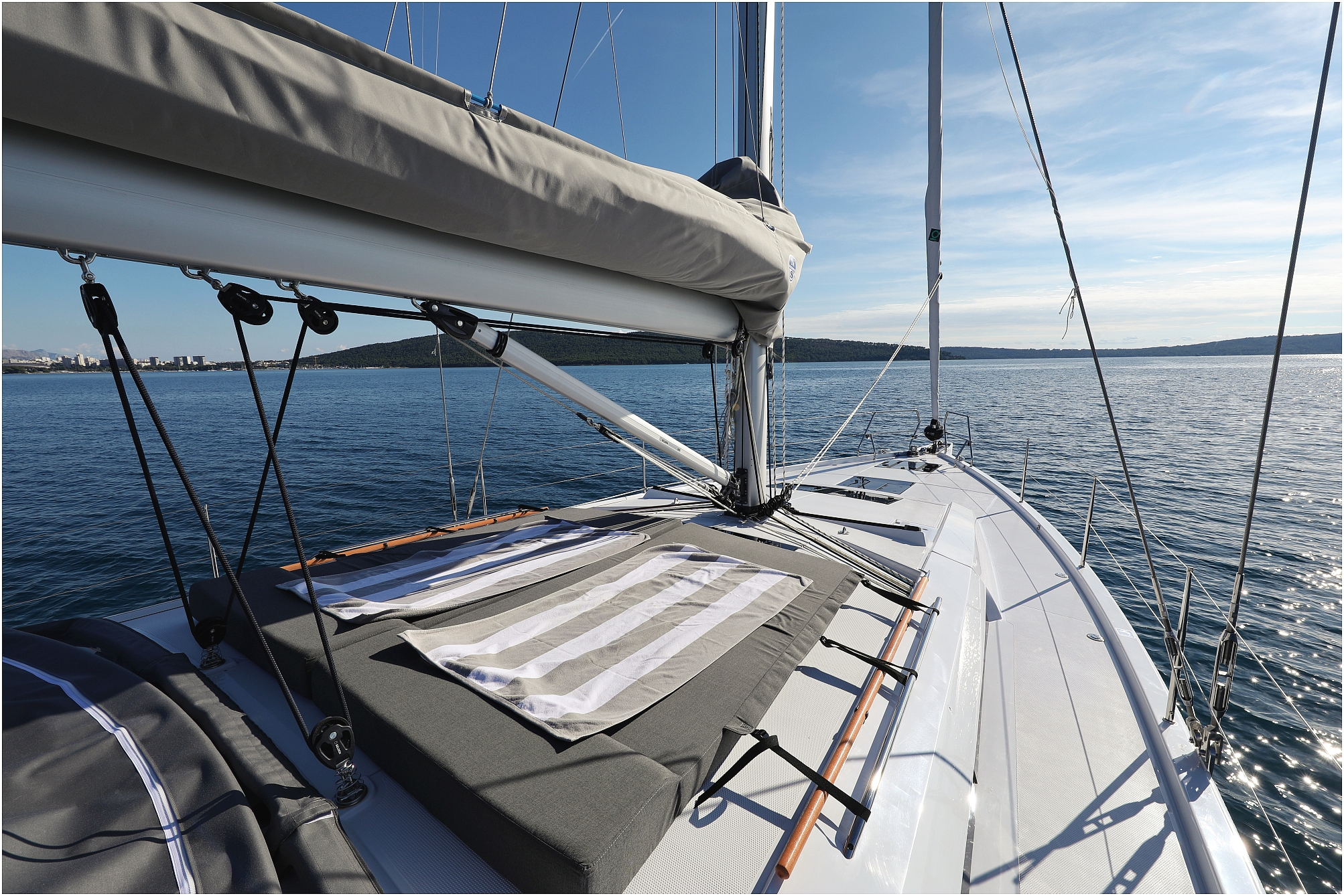 Hanse 510 - 5 + 1 cab. — photo 11