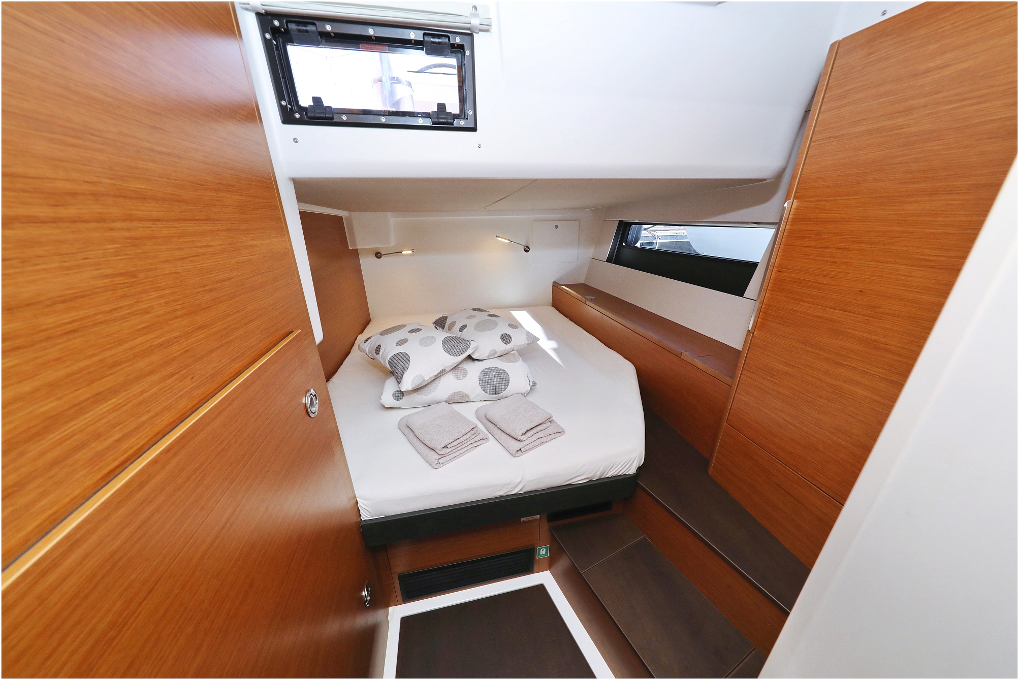 Hanse 510 - 5 + 1 cab. — photo 22