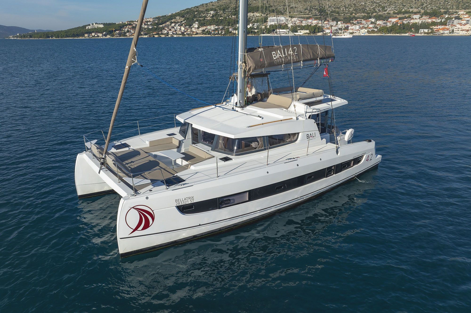 Bali 4.2 - 4 + 1 cab. — photo 1