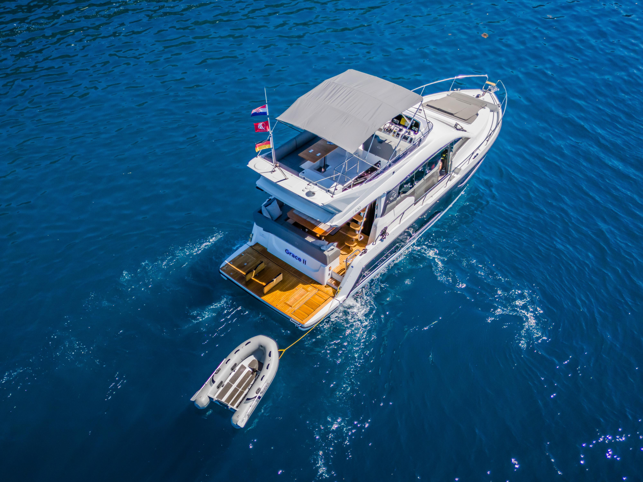 Sealine F430 — photo 7
