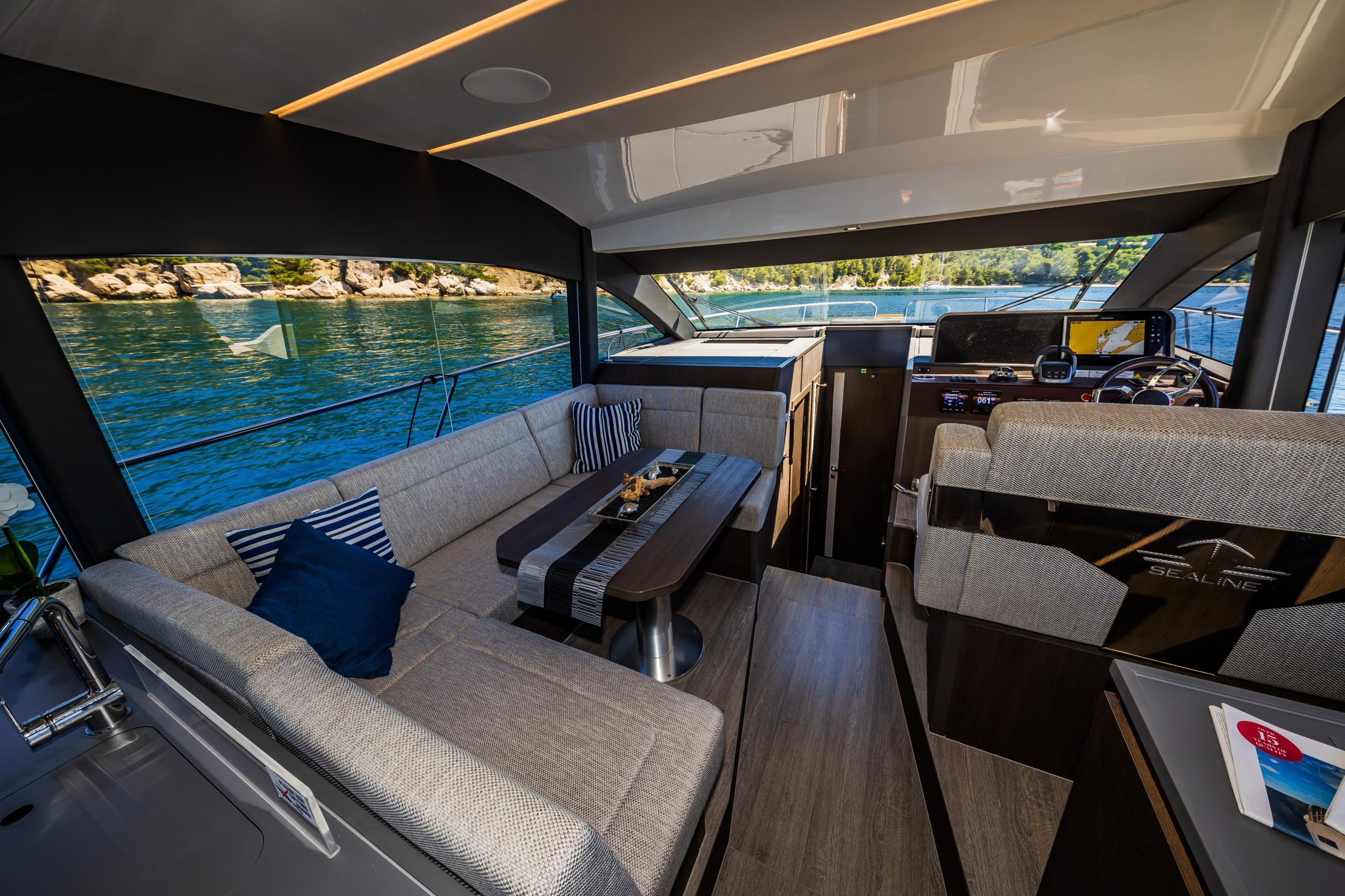 Sealine F430 — photo 21