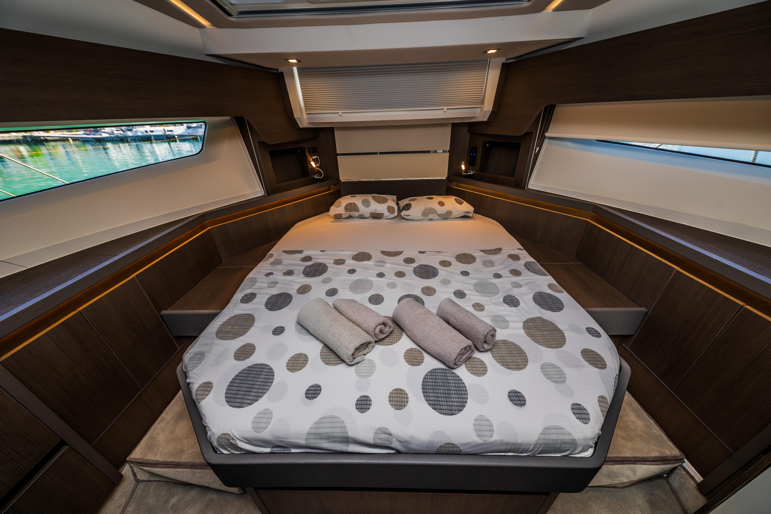 Sealine F430 — photo 25