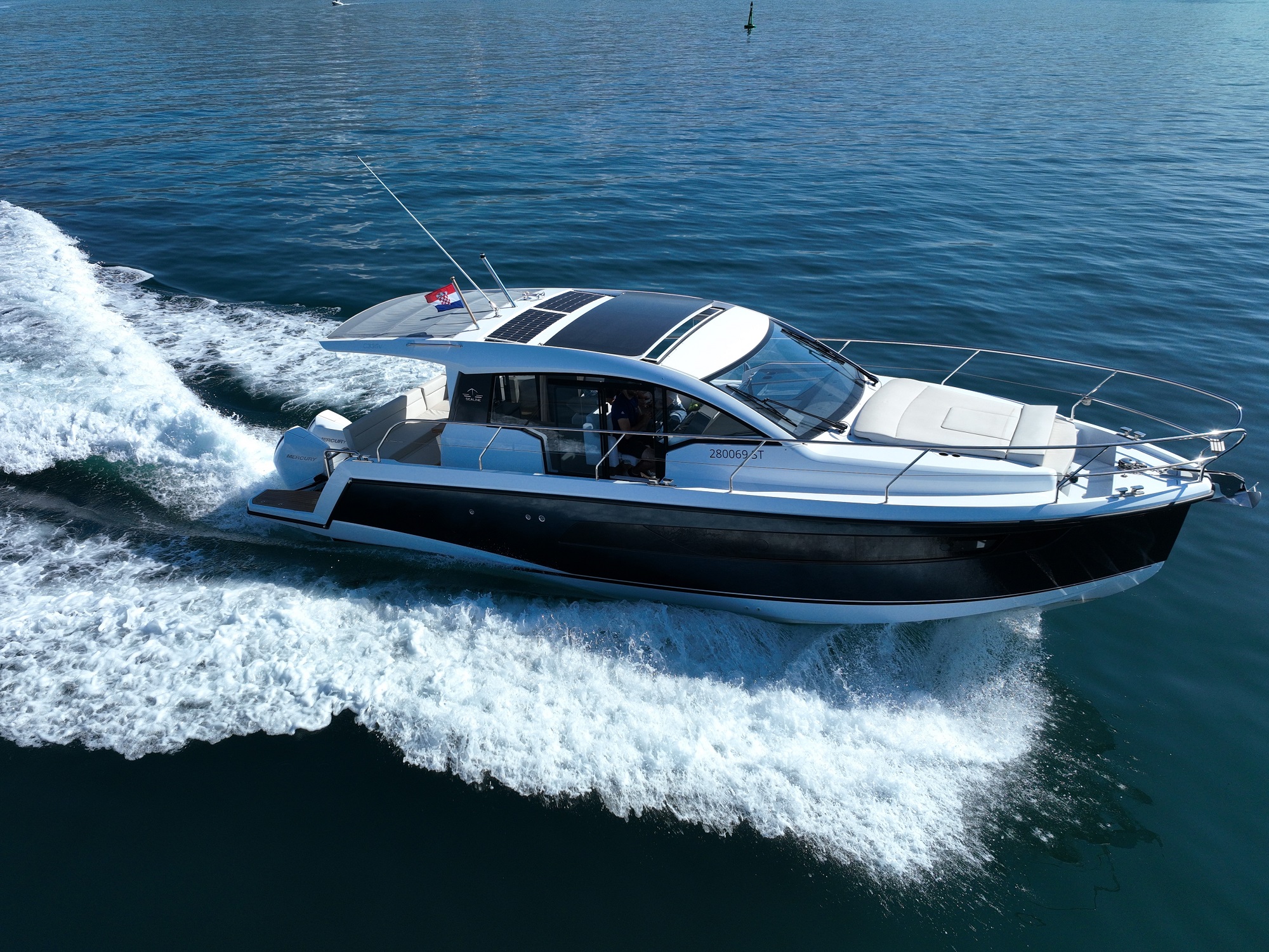 Sealine C335V — photo 3