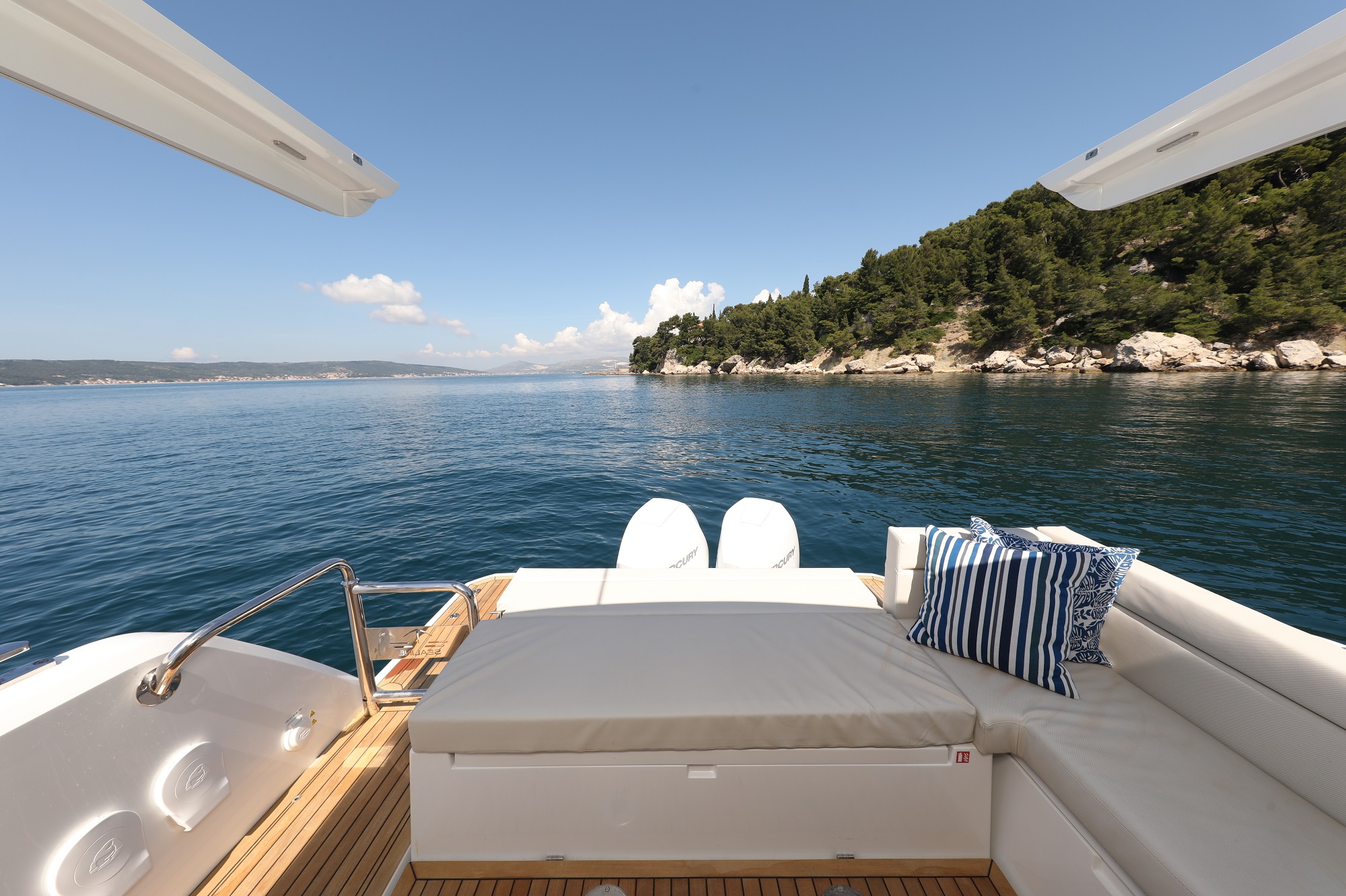 Sealine C335V — photo 10