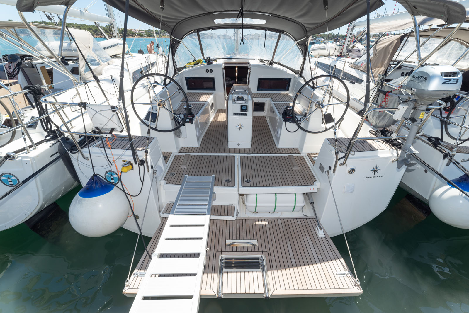 Sun Odyssey 440 - 4 cab. — photo 3