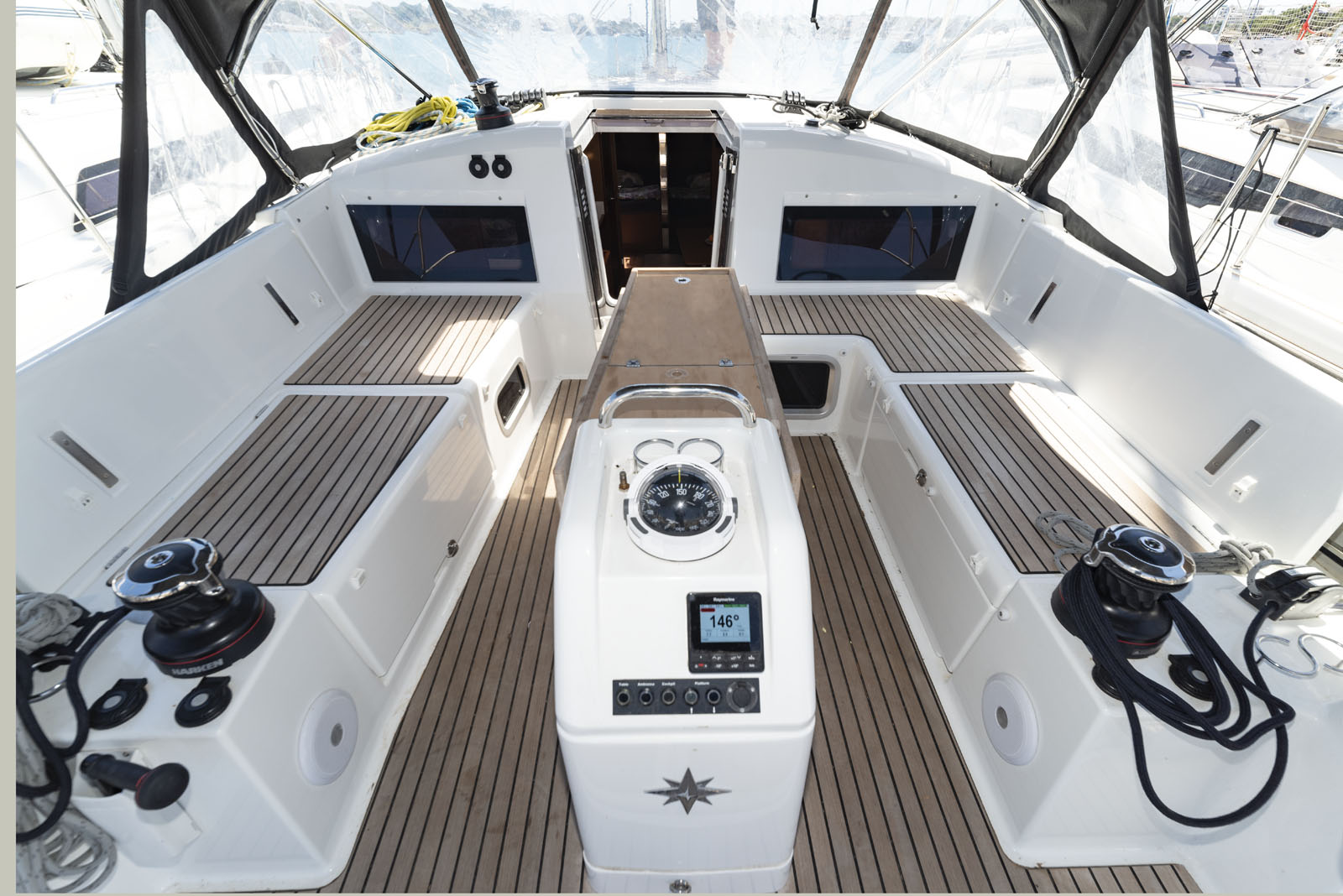 Sun Odyssey 440 - 4 cab. — photo 7