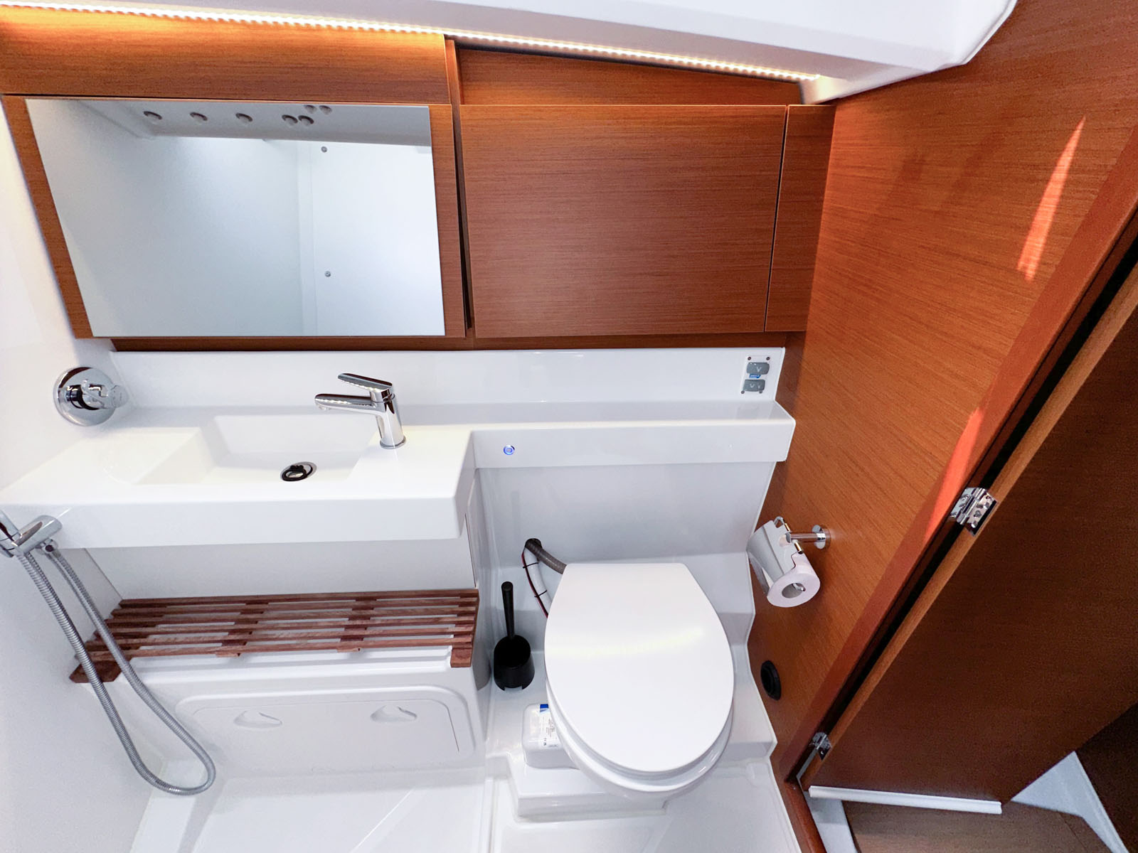 Sun Odyssey 440 - 4 cab. — photo 22