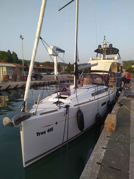 Sun Odyssey 349 - 3 cab. — photo 3