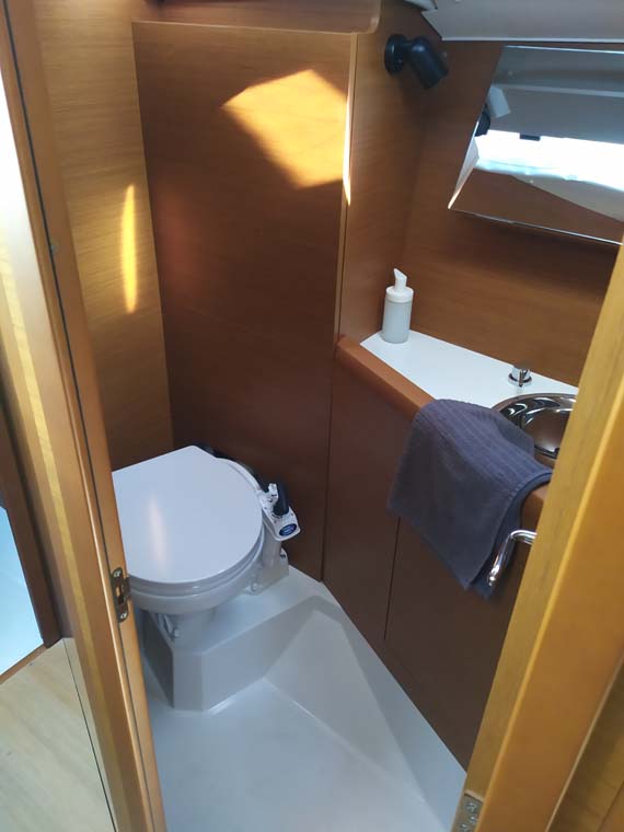 Sun Odyssey 349 - 3 cab. — photo 16