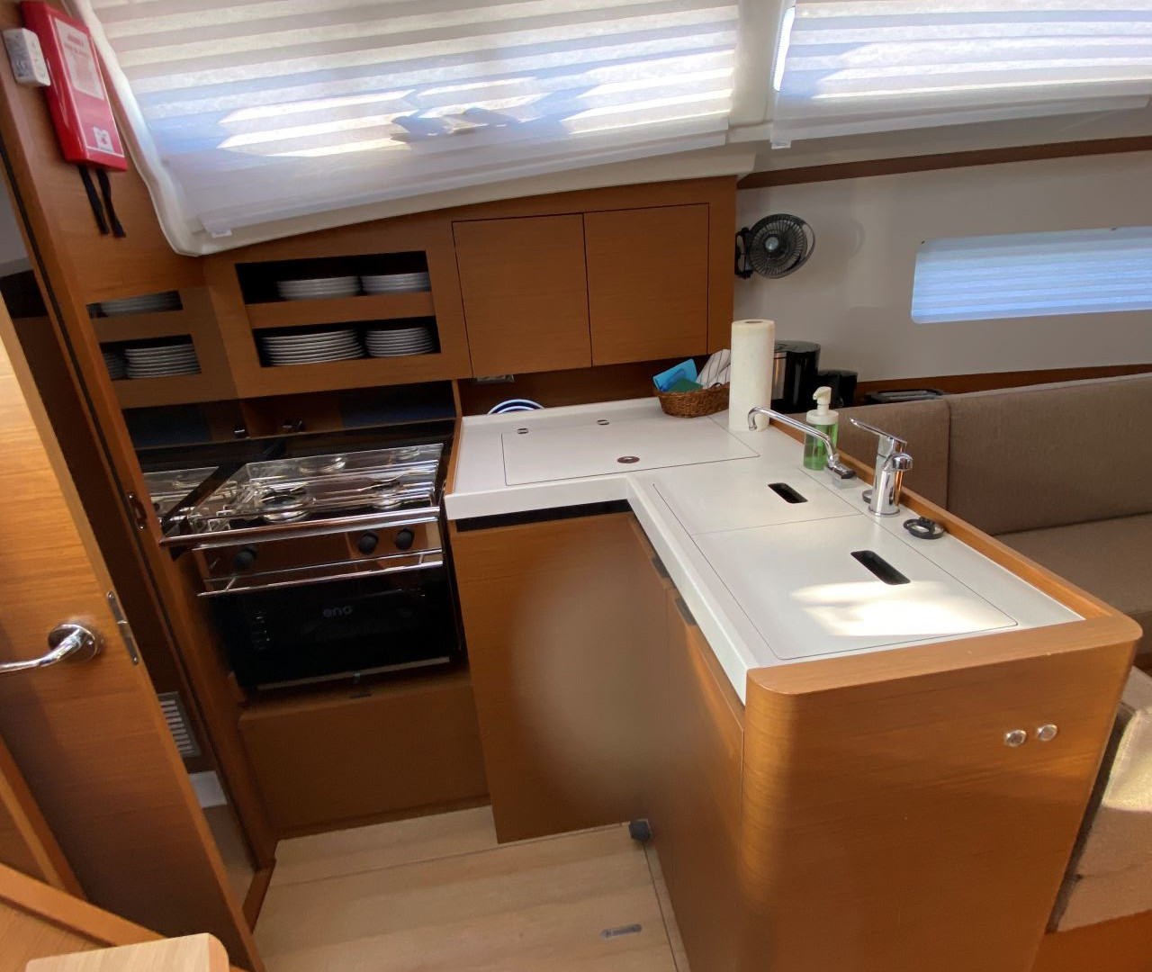 Sun Odyssey 380 - 3 cab. — photo 9