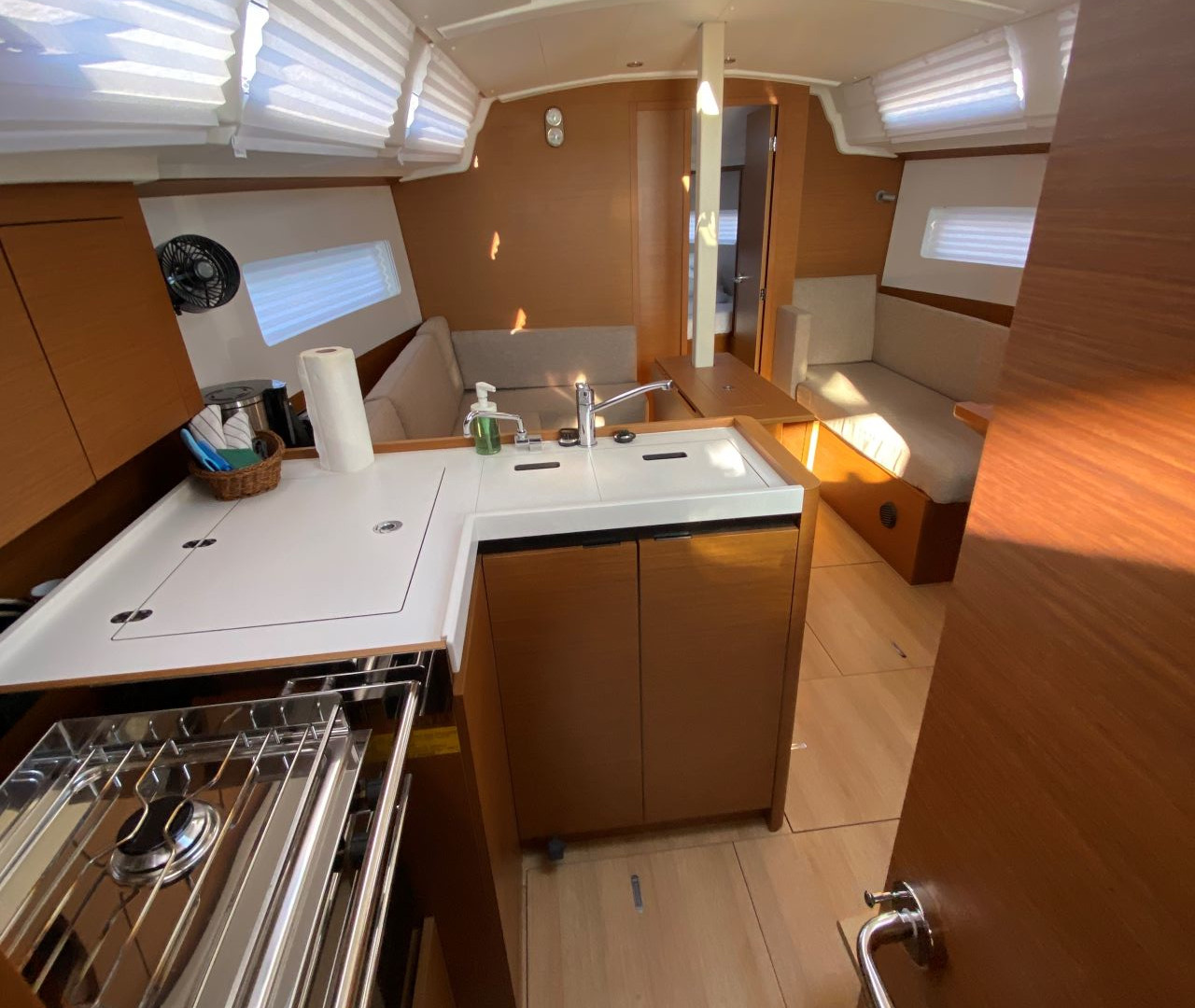 Sun Odyssey 380 - 3 cab. — photo 10