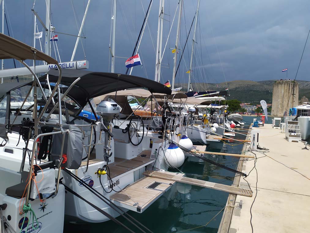 Sun Odyssey 410 - 3 cab. — photo 1