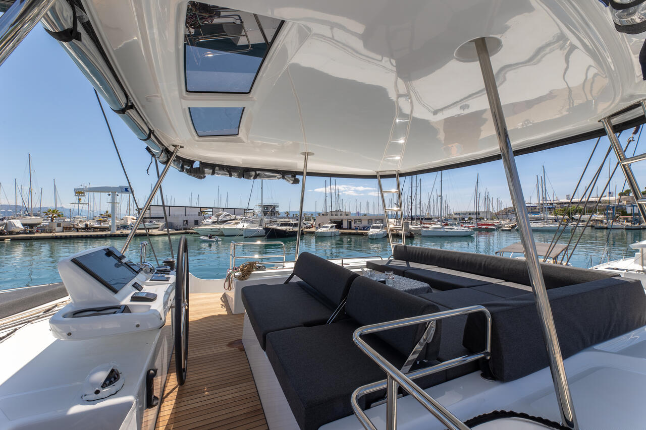 Lagoon 51 - 6 cab. — photo 7