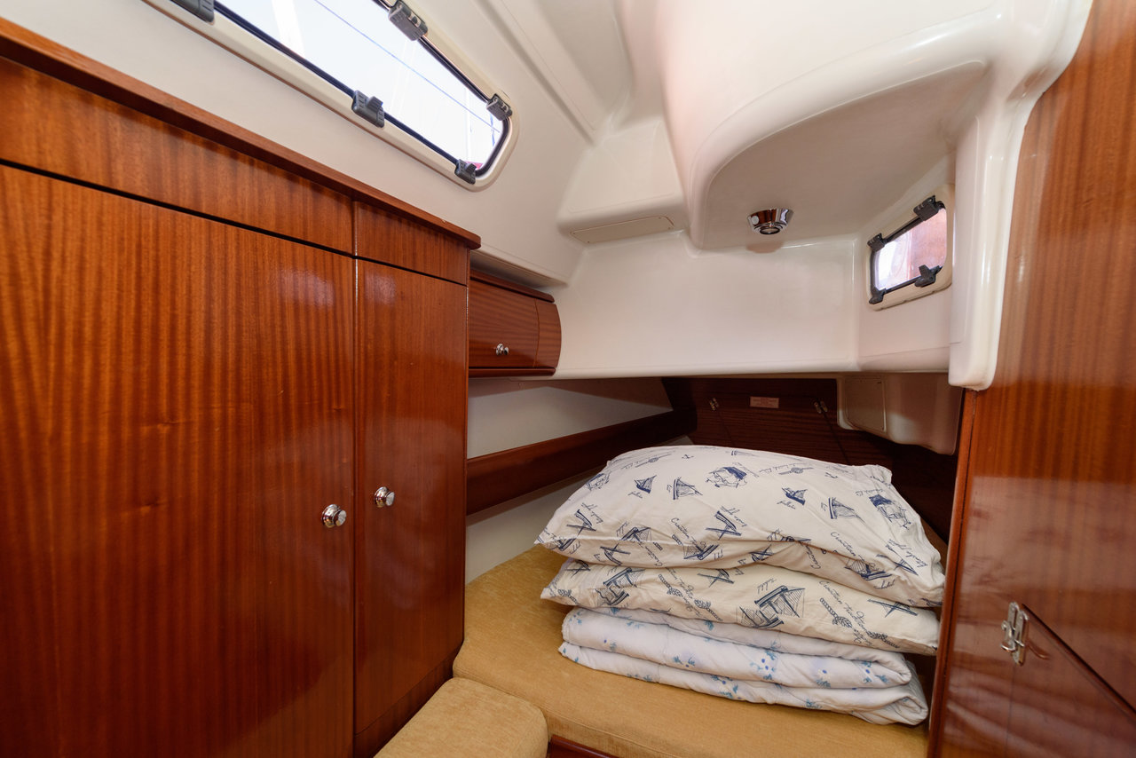 Bavaria 36 — photo 10