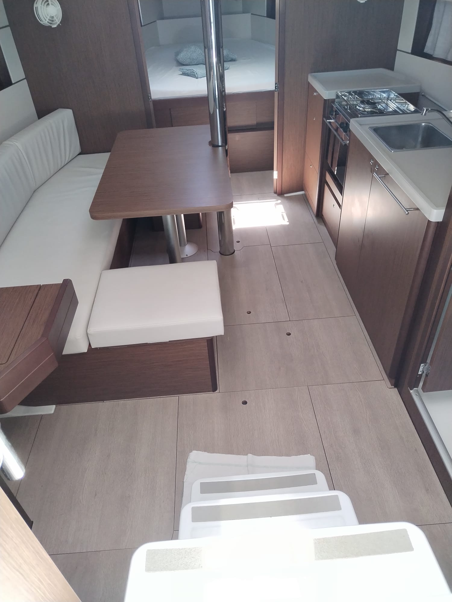 Oceanis 38.1 — photo 8
