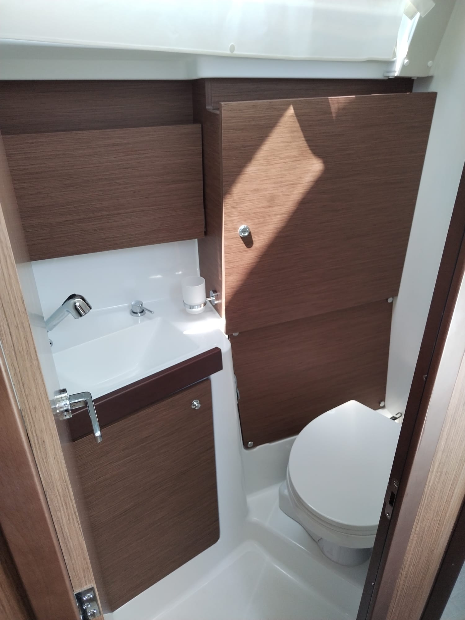 Oceanis 38.1 — photo 15
