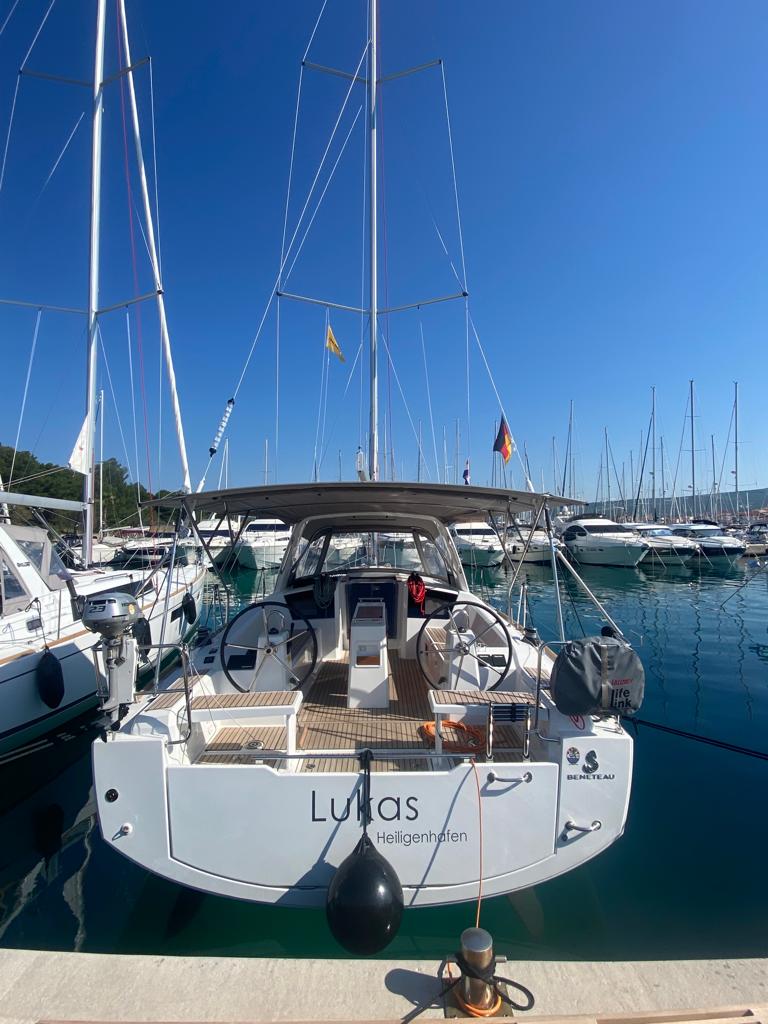 Oceanis 38.1 — photo 7
