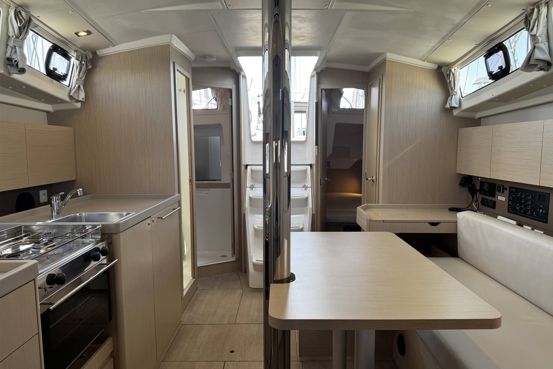 Oceanis 38.1 - 2 cab. — photo 10