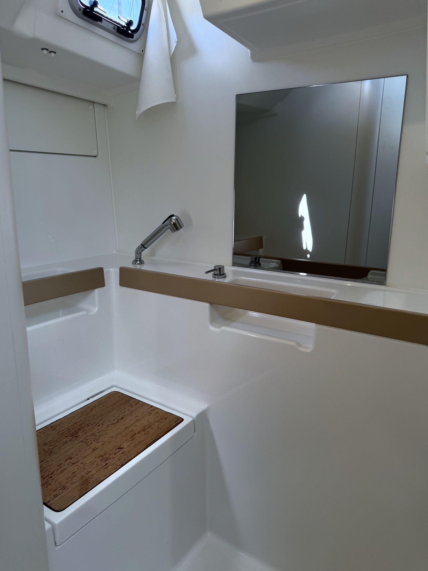 Oceanis 38.1 - 2 cab. — photo 15