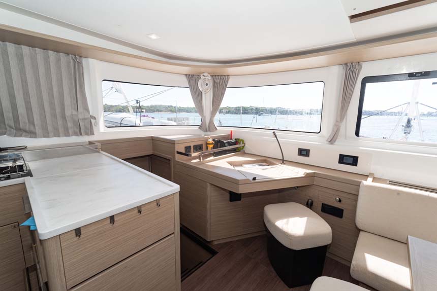 Lagoon 46 - 4 + 2 cab. — photo 7
