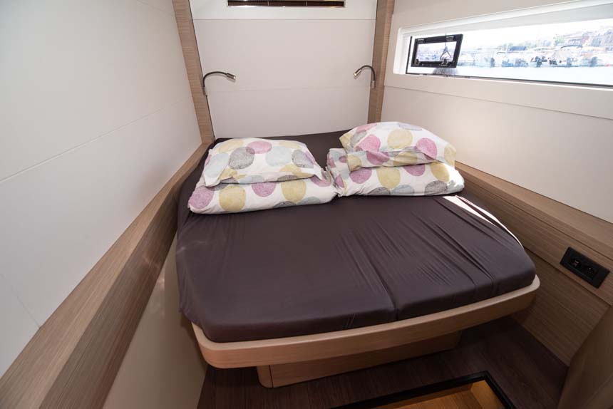 Lagoon 46 - 4 + 2 cab. — photo 12