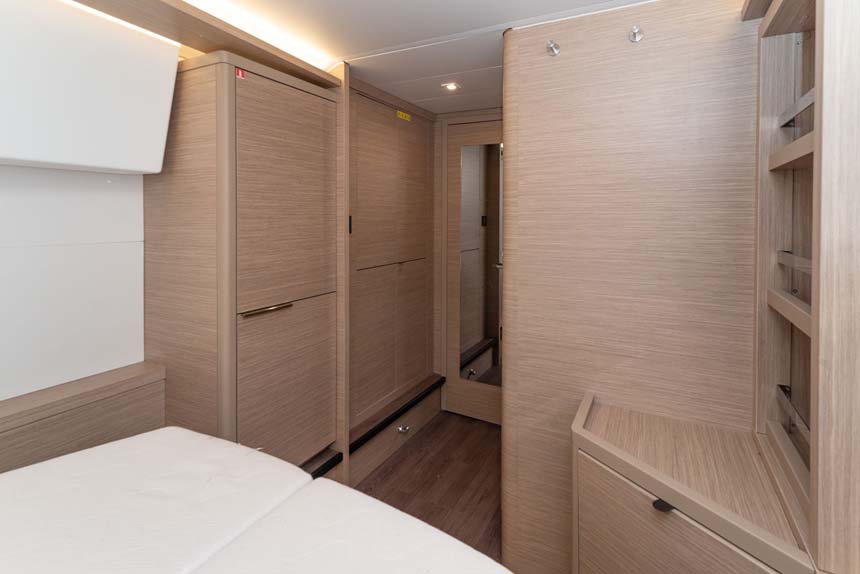 Lagoon 46 - 4 + 2 cab. — photo 17