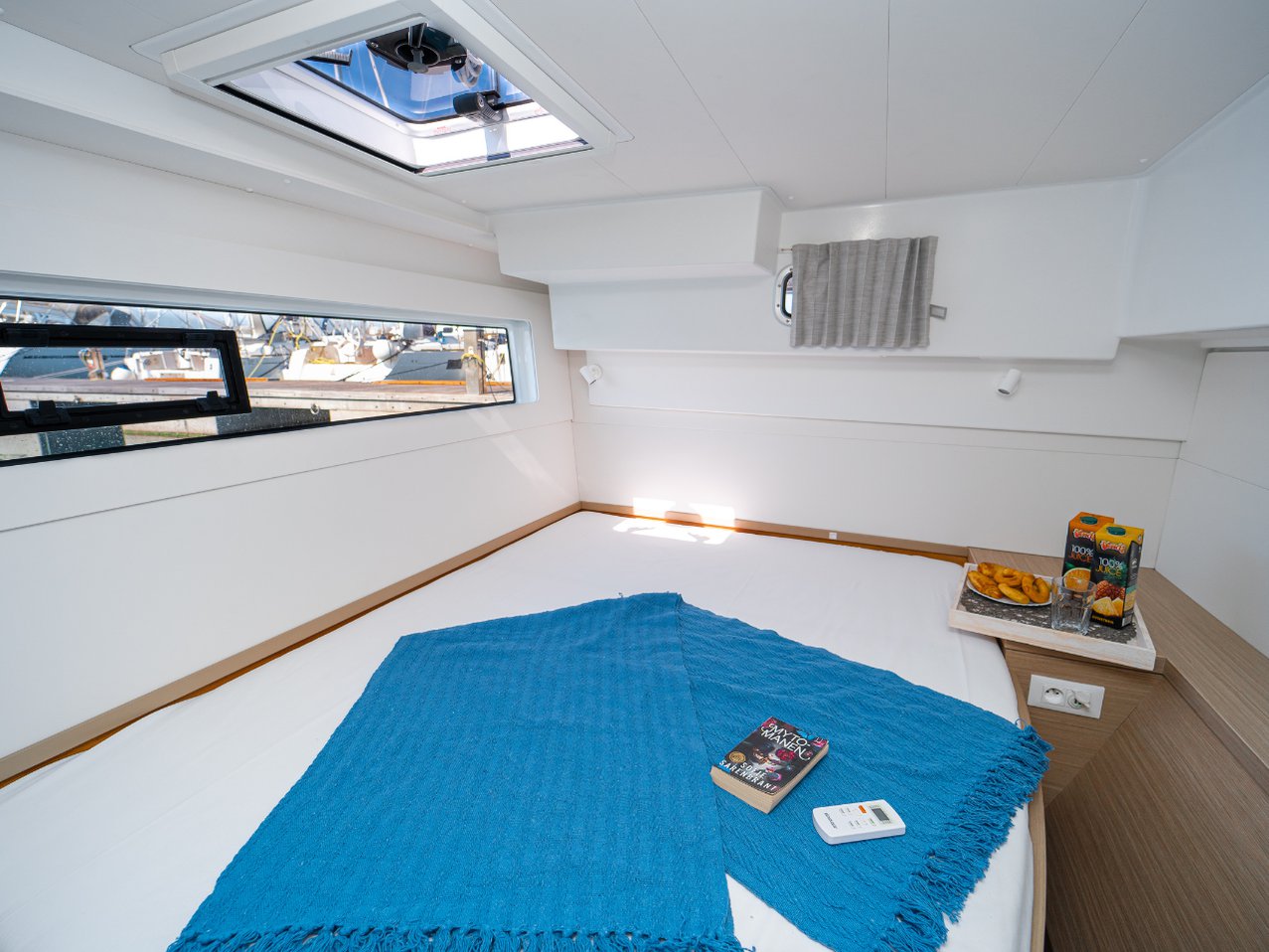 Lagoon 40 - 4 + 2 cab — photo 11