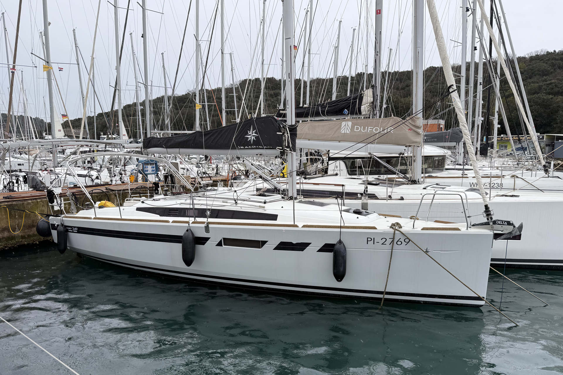 Sun Odyssey 349 - 3 cab. — photo 3