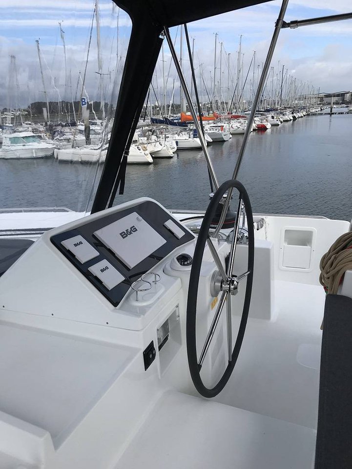 Lagoon 450 F - 4 + 2 cab. — photo 8