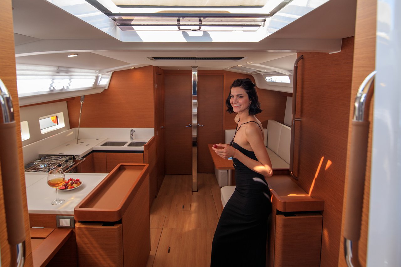 Sun Odyssey 440 - 4 cab. — photo 14