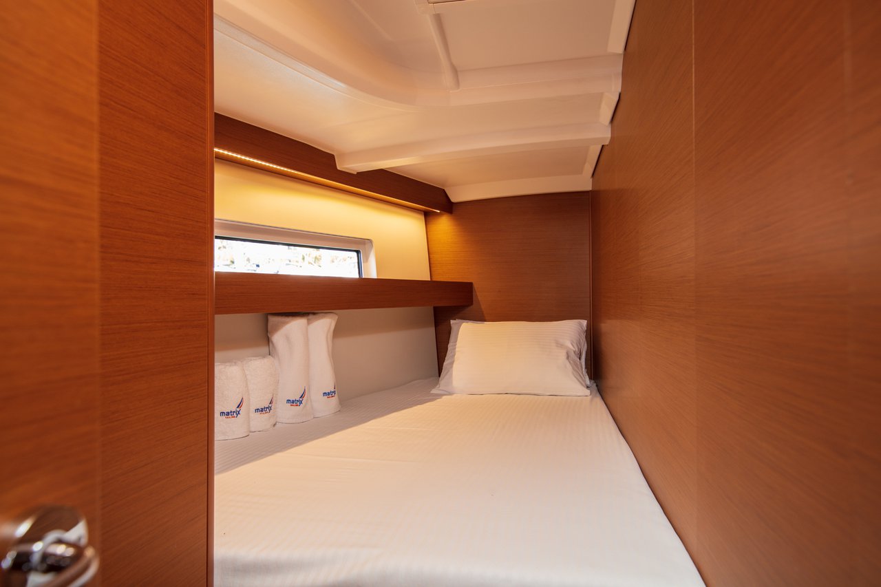 Sun Odyssey 440 - 4 cab. — photo 20