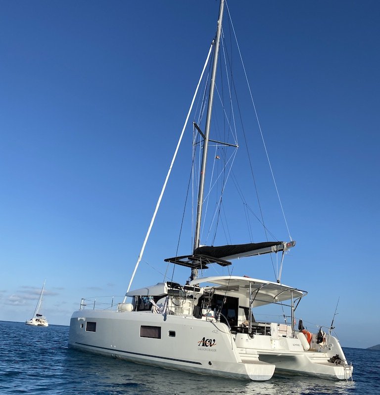 Lagoon 42 - 4 + 2 cab. — photo 1