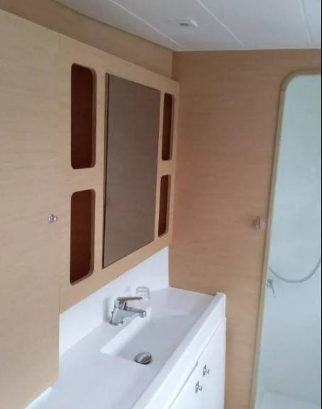 Lagoon 42 - 3 + 2 cab. — photo 7