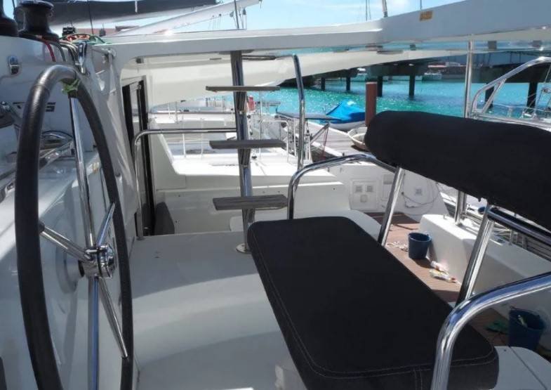 Lagoon 42 - 3 + 2 cab. — photo 10