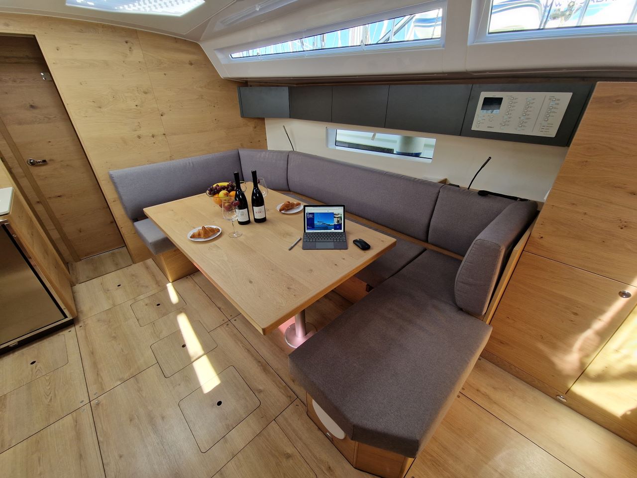 Elan Impression 45 - 4 cab. — photo 15