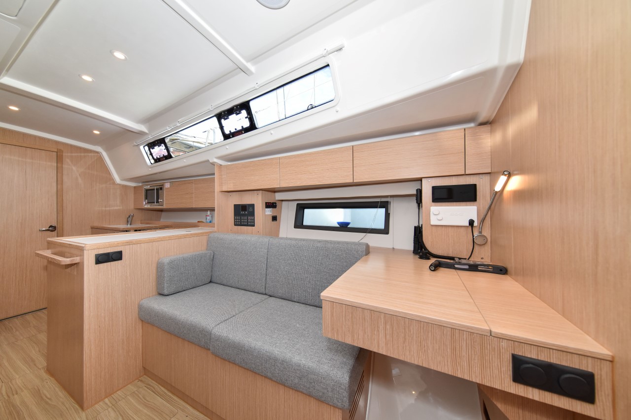 Bavaria C42 — photo 20
