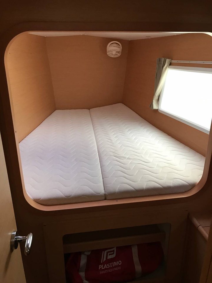 Lagoon 380 - 4 + 2 cab. — photo 6